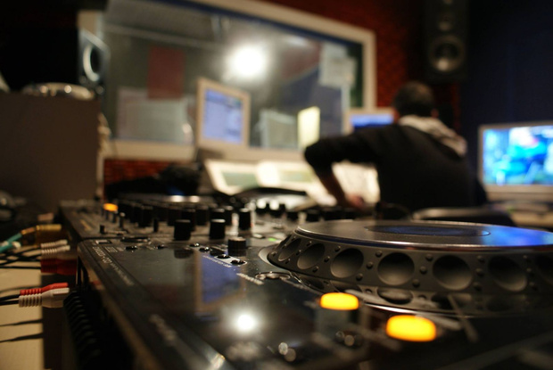 Top albania on sale radio live